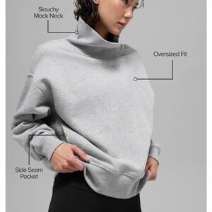 ALO Hazy Mick Neck Pullover - Athletic Heather Gray